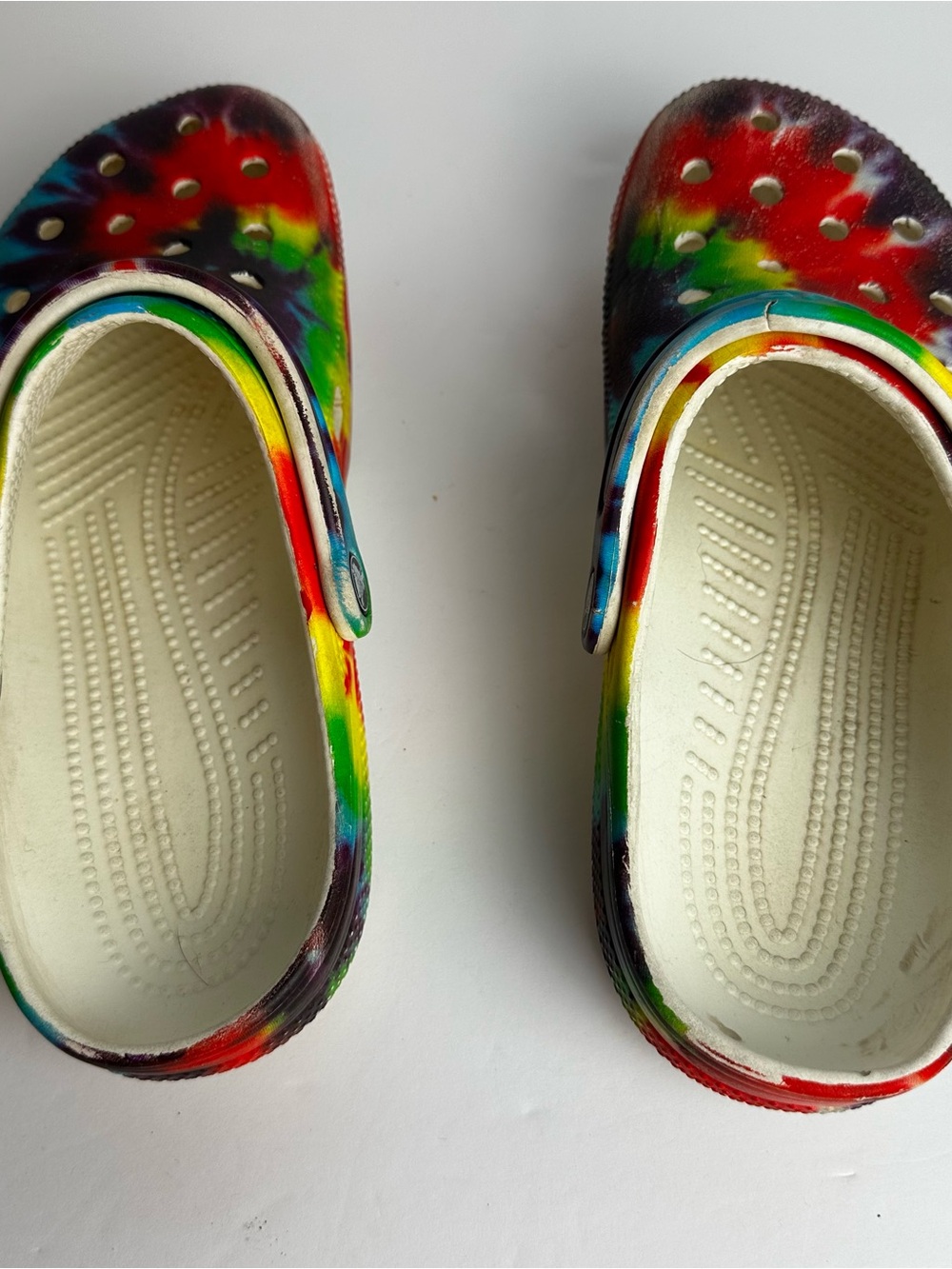 Crocs Tie Dye Clogs Women's Size 9 or Men's Size 7 Shoes Multicolor Waterproof - Picture 3 of 9